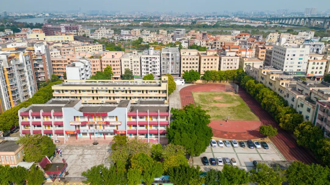 学校面貌全景 (5).jpg